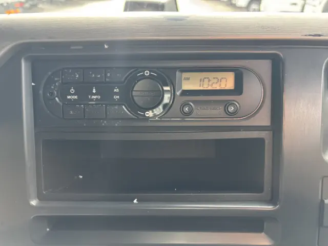 UD クオン 2PG-CD5CA(6x2)の写真32