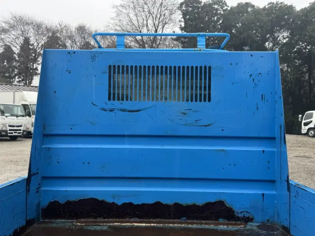 いすゞ エルフ PB-NKR81AD(2WD)の写真10