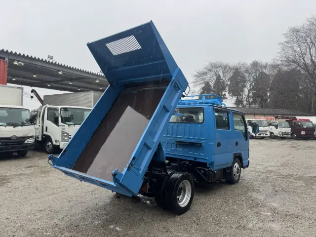 いすゞ エルフ PB-NKR81AD(2WD)の写真11