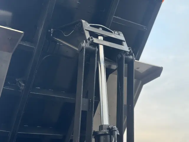 三菱 スーパーグレート 2PG-FV80VY(6x4)の写真17