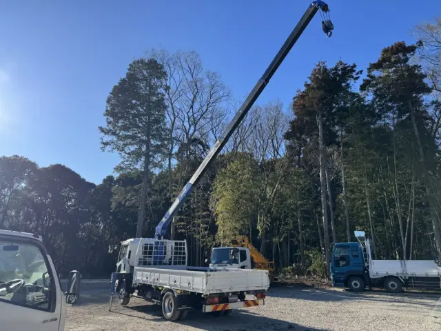 いすゞ フォワード TKG-FRR90S2(2WD)の写真14