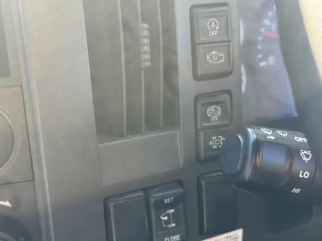 いすゞ フォワード TKG-FRR90S2(2WD)の写真30