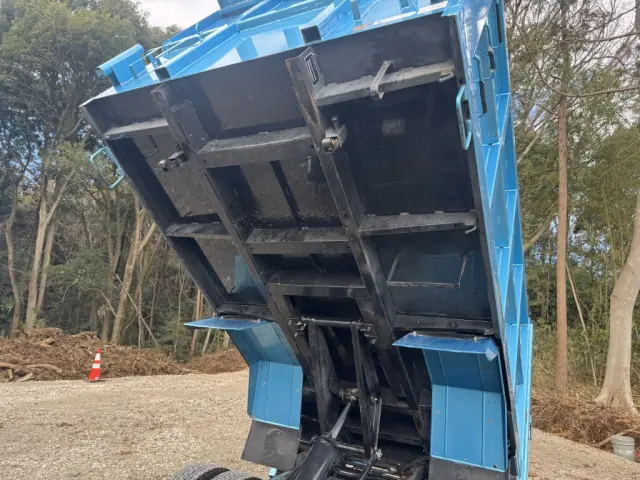 三菱 キャンター TKG-FBA60(2WD)の写真14