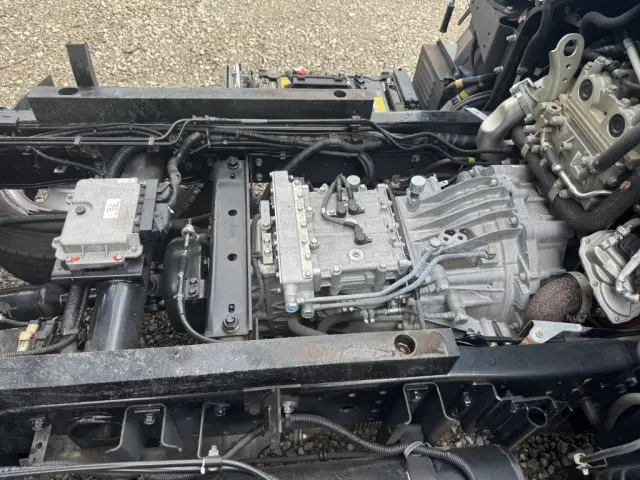 三菱 キャンター TKG-FBA60(2WD)の写真16