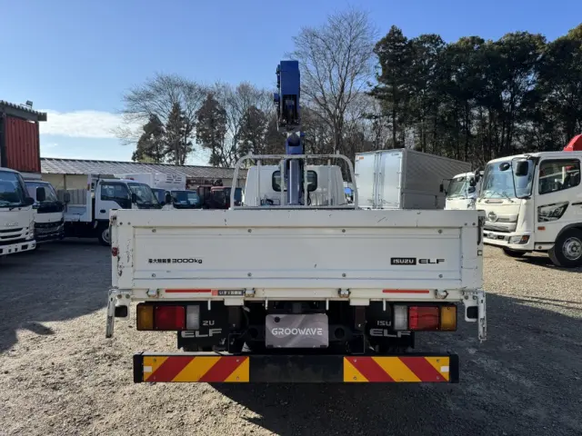 いすゞ エルフ TRG-NKR85R(2WD)の写真7