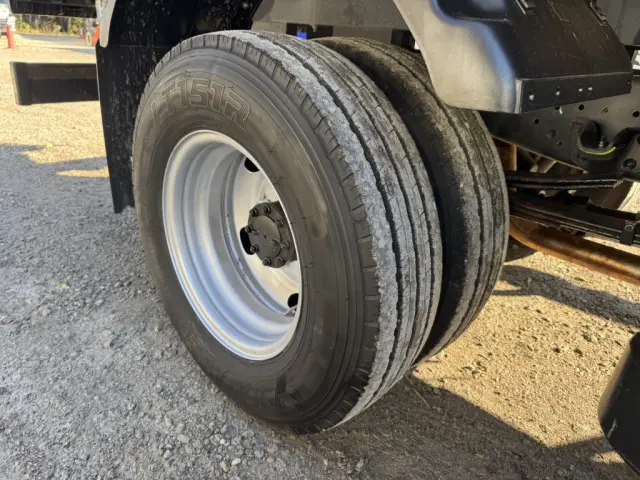 いすゞ エルフ TRG-NKR85R(2WD)の写真39