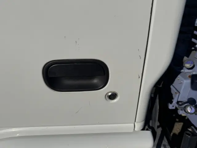 いすゞ エルフ TRG-NKR85R(2WD)の写真43