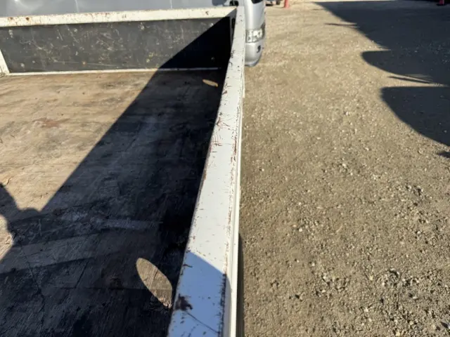 いすゞ エルフ TRG-NKR85R(2WD)の写真44