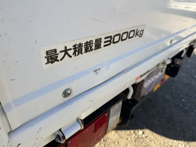 いすゞ エルフ TRG-NKR85R(2WD)の写真46