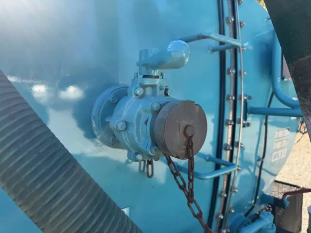 三菱 キャンター SKG-FEB90(2WD)の写真12