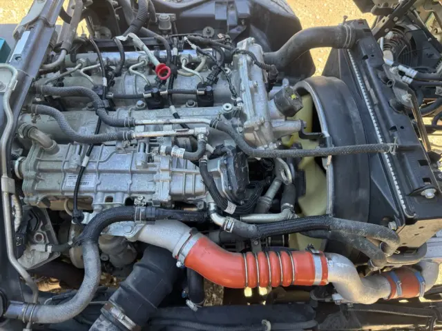 三菱 キャンター SKG-FEB90(2WD)の写真40