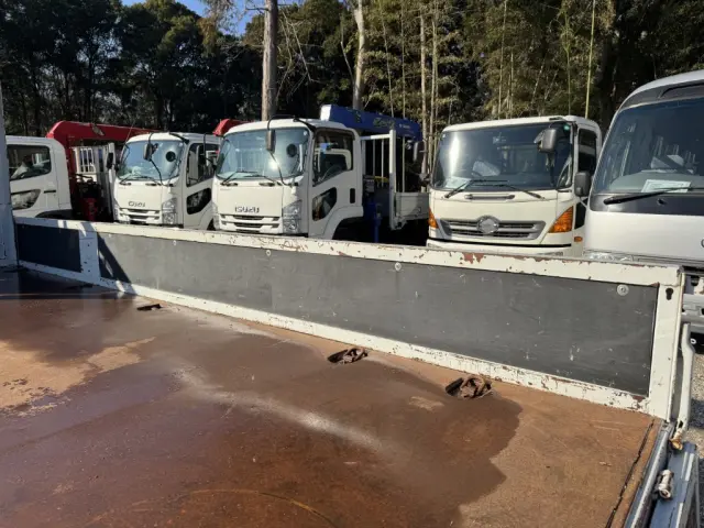 三菱 キャンター TKG-FEB80(2WD)の写真11