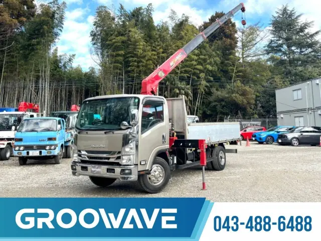 いすゞ エルフ 2RG-NPR88YN(2WD)の写真1