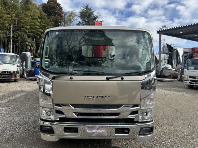 いすゞ エルフ 2RG-NPR88YN(2WD)の写真5