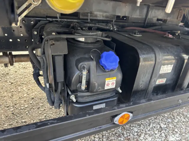 いすゞ エルフ 2RG-NPR88YN(2WD)の写真27