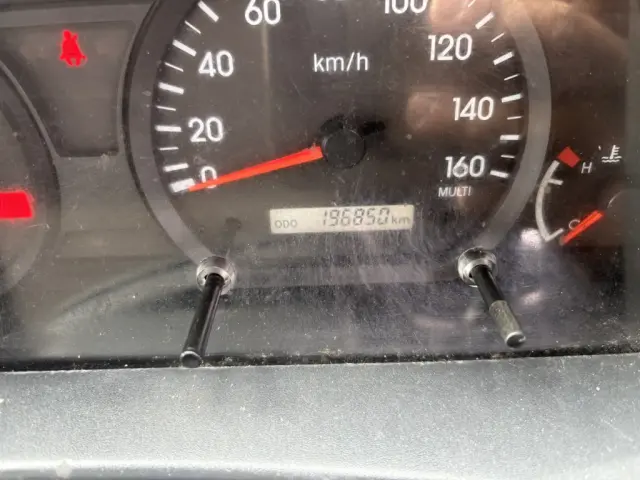 いすゞ エルフ 2RG-NPR88YN(2WD)の写真30