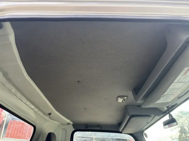 いすゞ エルフ 2RG-NPR88YN(2WD)の写真39