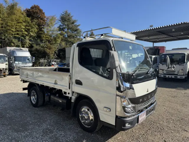 三菱 キャンター 2PG-FBAV0(2WD)の写真2