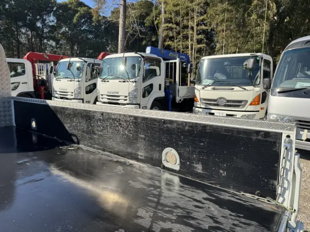 三菱 キャンター 2PG-FBAV0(2WD)の写真11