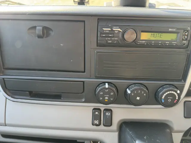 三菱 キャンター 2PG-FBAV0(2WD)の写真23