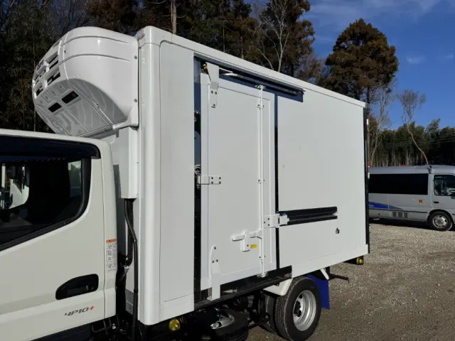 三菱 キャンター 2RG-FBA20(2WD)の写真7
