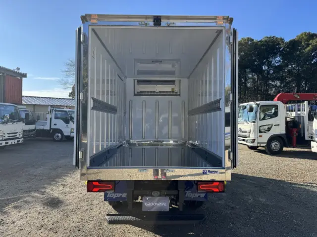 三菱 キャンター 2RG-FBA20(2WD)の写真10