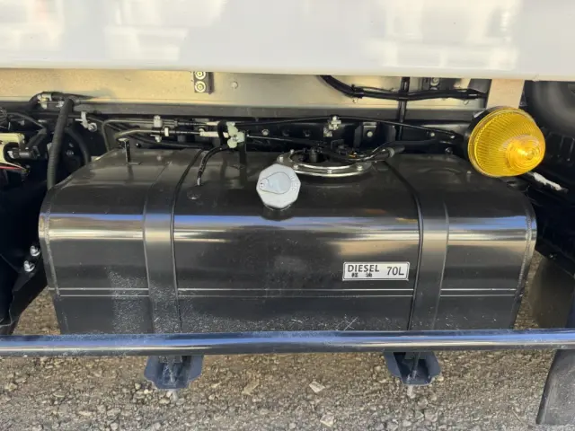 三菱 キャンター 2RG-FBA20(2WD)の写真24