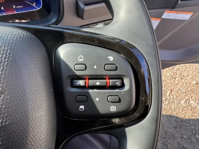 三菱 キャンター 2RG-FBA20(2WD)の写真35