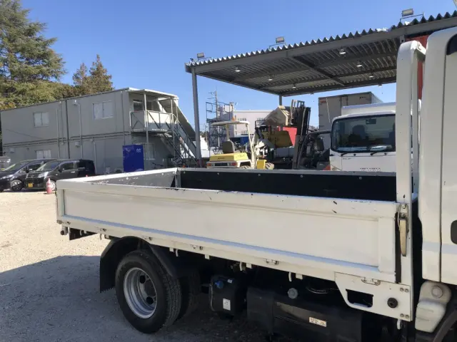 三菱 キャンター 2RG-FBA20(2WD)の写真6