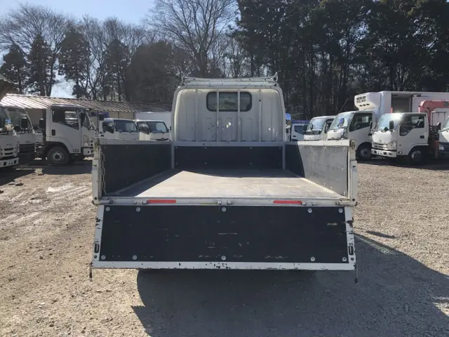 三菱 キャンター 2RG-FBA20(2WD)の写真9