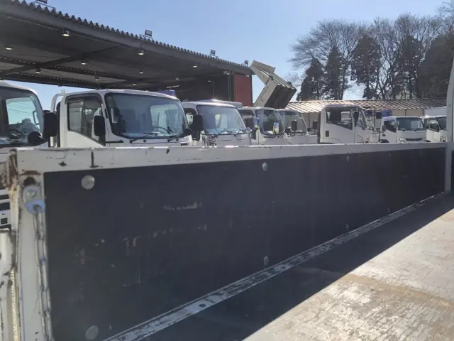 三菱 キャンター 2RG-FBA20(2WD)の写真10