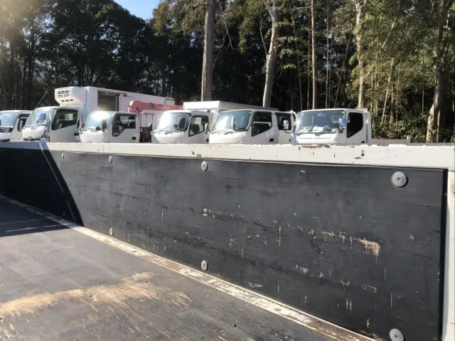 三菱 キャンター 2RG-FBA20(2WD)の写真11