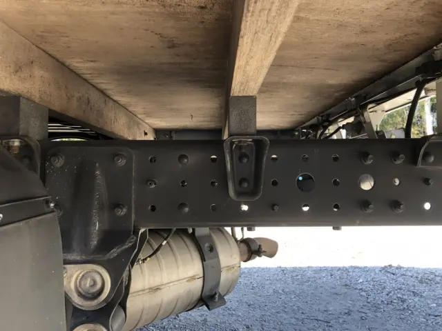 三菱 キャンター 2RG-FBA20(2WD)の写真16