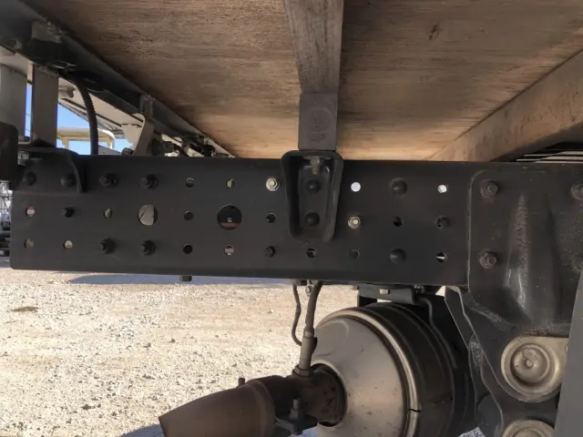 三菱 キャンター 2RG-FBA20(2WD)の写真18