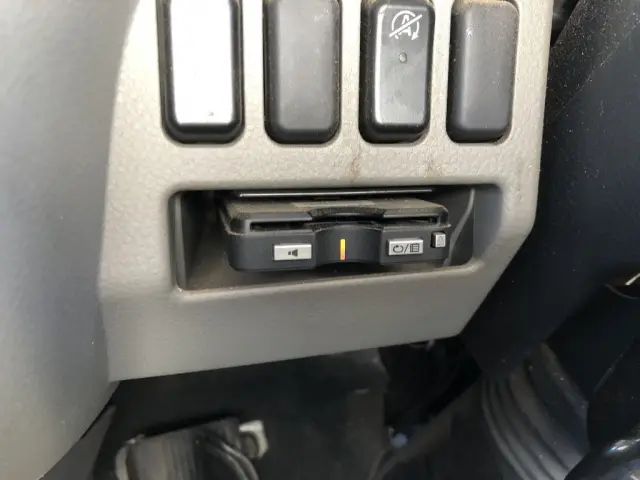 三菱 キャンター 2RG-FBA20(2WD)の写真26