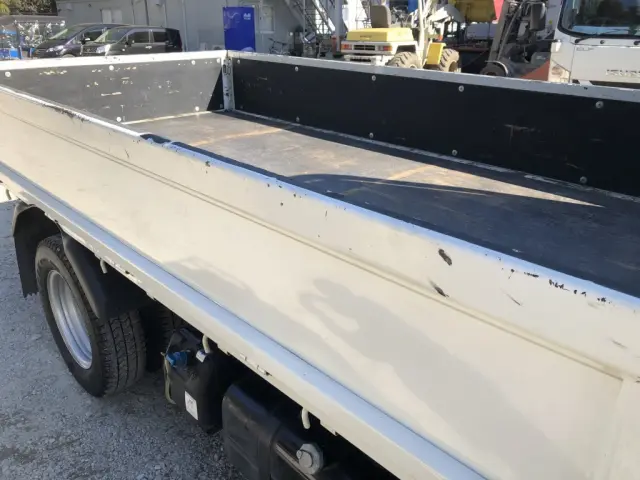 三菱 キャンター 2RG-FBA20(2WD)の写真40