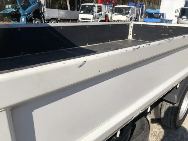 三菱 キャンター 2RG-FBA20(2WD)の写真43
