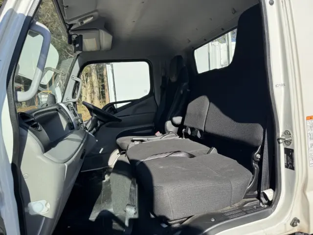 三菱 キャンター 2RG-FEB50(2WD)の写真31