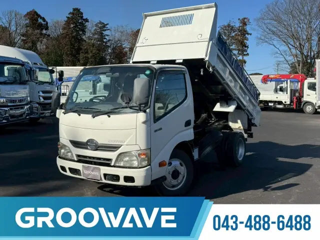 日野 デュトロ TKG-XZU630T(2WD)の写真1