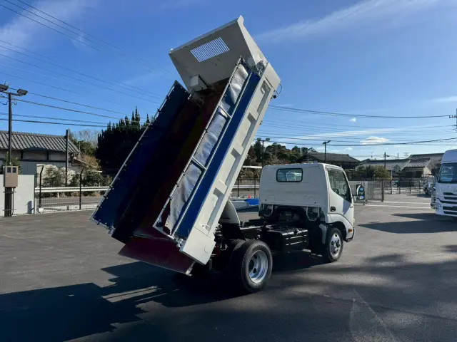 日野 デュトロ TKG-XZU630T(2WD)の写真12