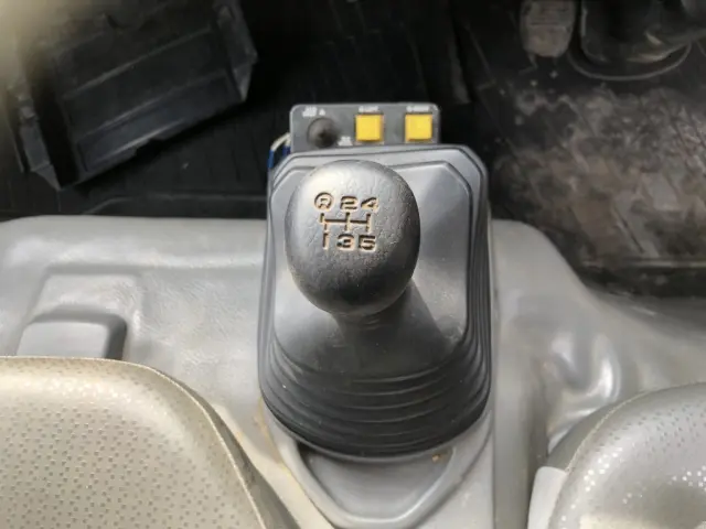 日野 デュトロ TKG-XZU630T(2WD)の写真31