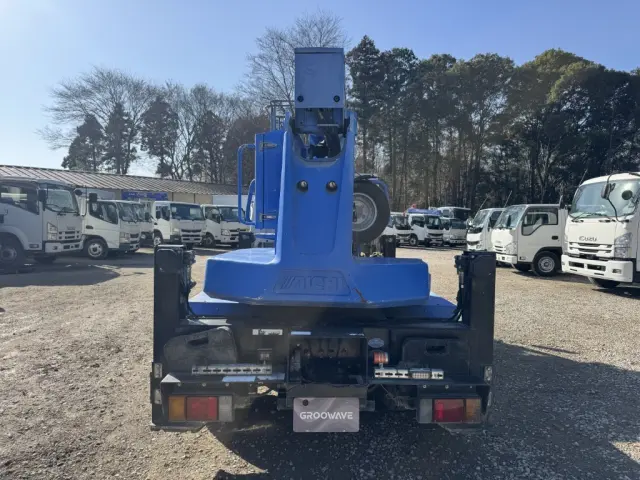 いすゞ エルフ TKG-NKR85N(2WD)の写真8