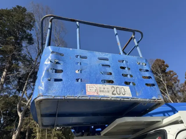 いすゞ エルフ TKG-NKR85N(2WD)の写真14