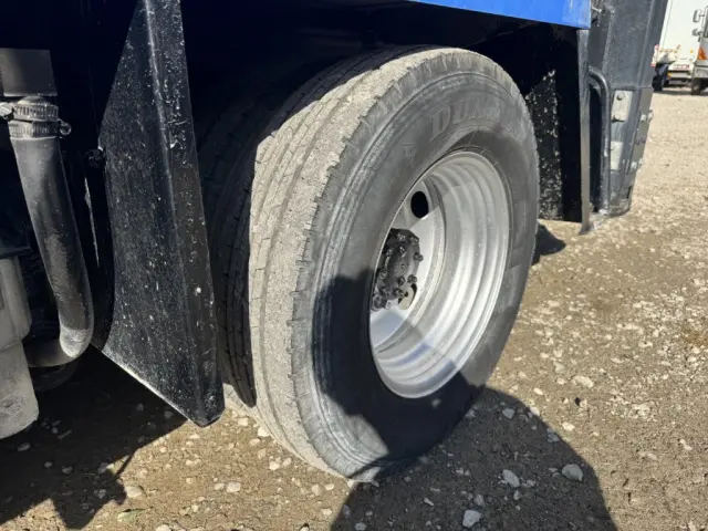 いすゞ エルフ TKG-NKR85N(2WD)の写真46