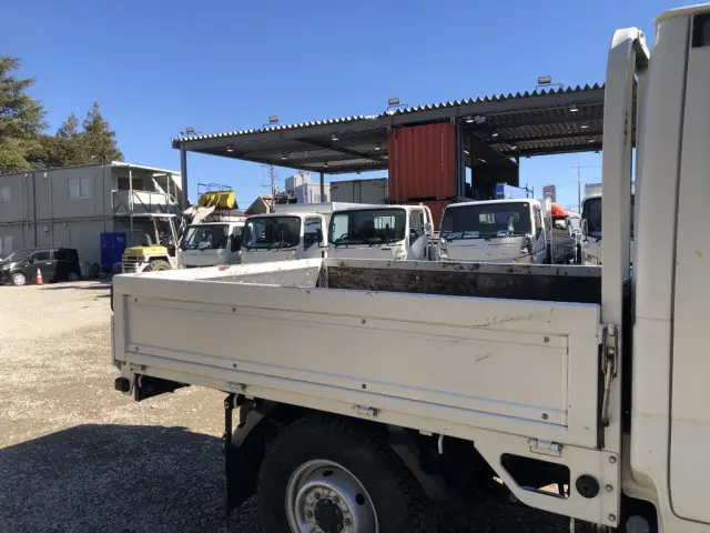 いすゞ エルフ TRG-NHR85A(未入力/関係無)の写真6