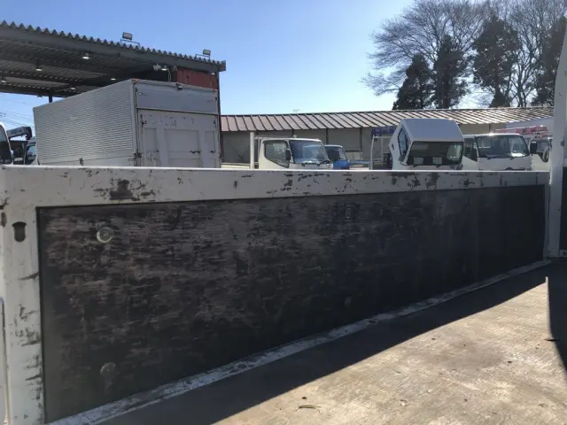 いすゞ エルフ TRG-NHR85A(未入力/関係無)の写真10