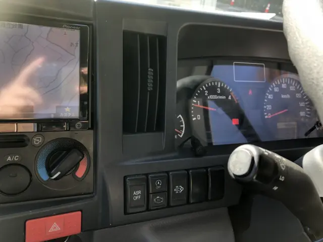 いすゞ エルフ TRG-NHR85A(未入力/関係無)の写真24