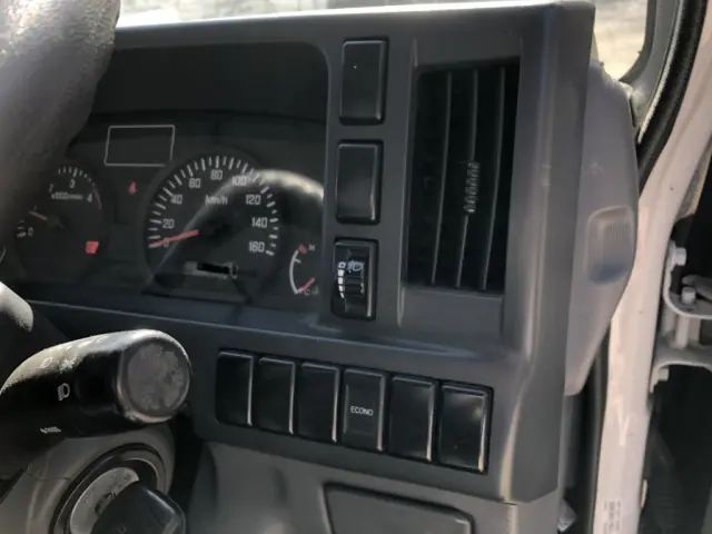 いすゞ エルフ TRG-NHR85A(未入力/関係無)の写真25