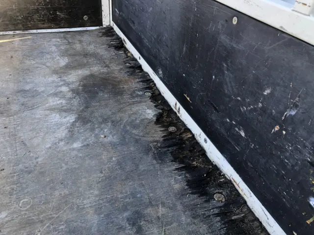 いすゞ エルフ TRG-NHR85A(未入力/関係無)の写真50