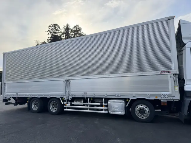 ＵＤ クオン QKG-CG5ZE(8x4)の写真6